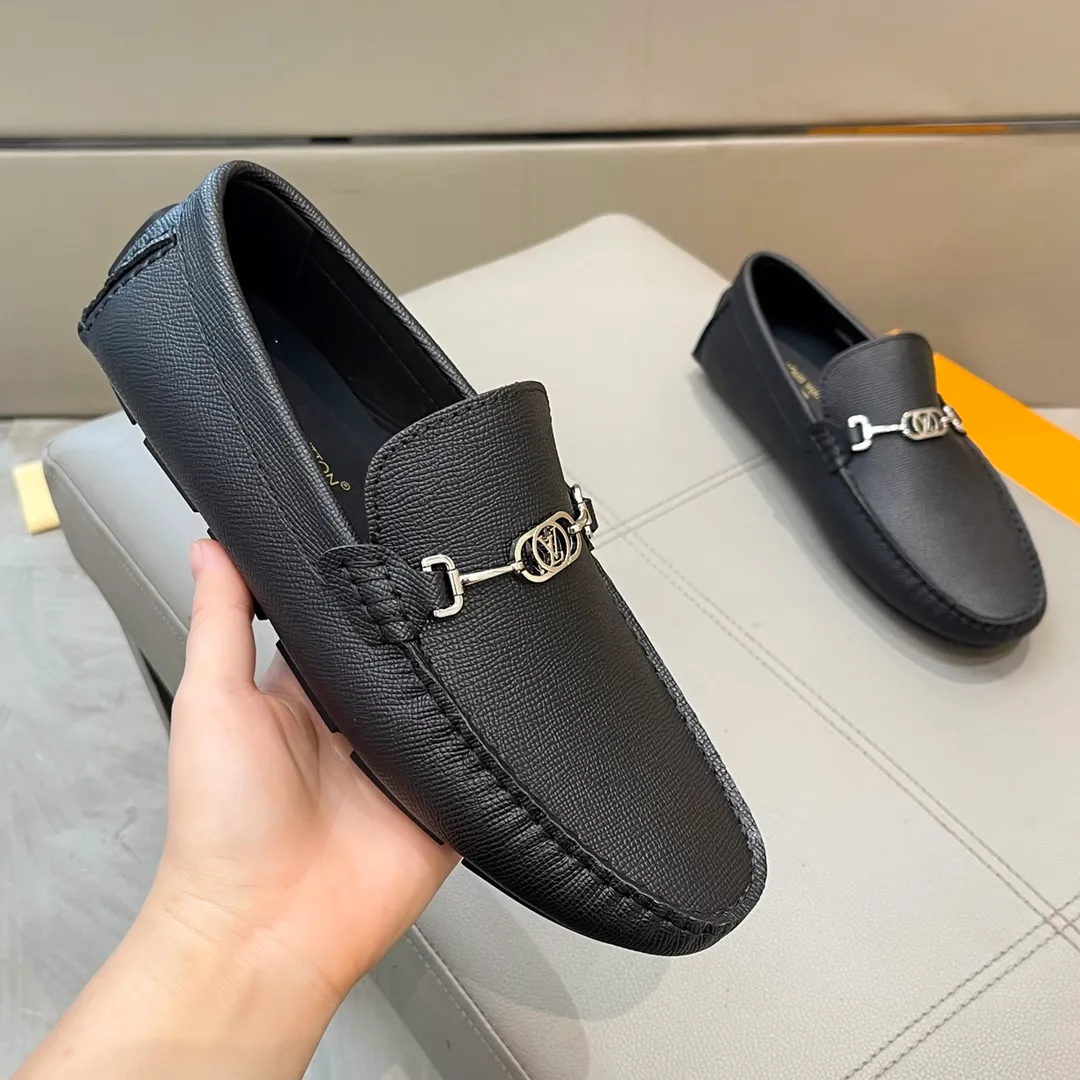 Factory price: 460💰LV men's beanie shoes 2025 official website synchronized <market top version> cowhide grain ➕ black cow lining original packaging. Size 38-45